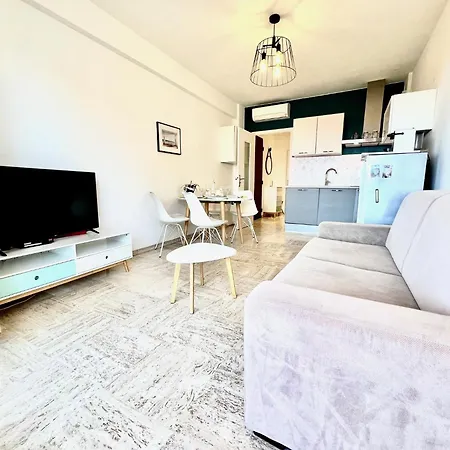 Appartamento Riviera - Terrasse Des Bougainvillees - 100m Promenade Des Nizza